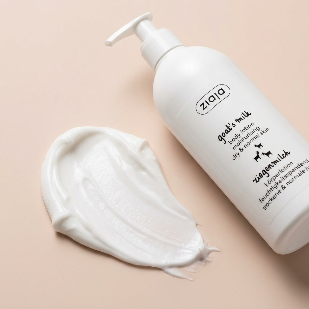 Nourishing white cream texture of Ziaja Goat Milk Body Lotion 400ml